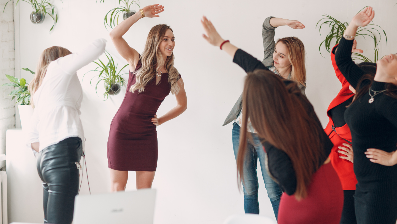 Top 5 Fat-Burning Exercises for Busy Women: Get Fit in Just 20 Minutes a Day!